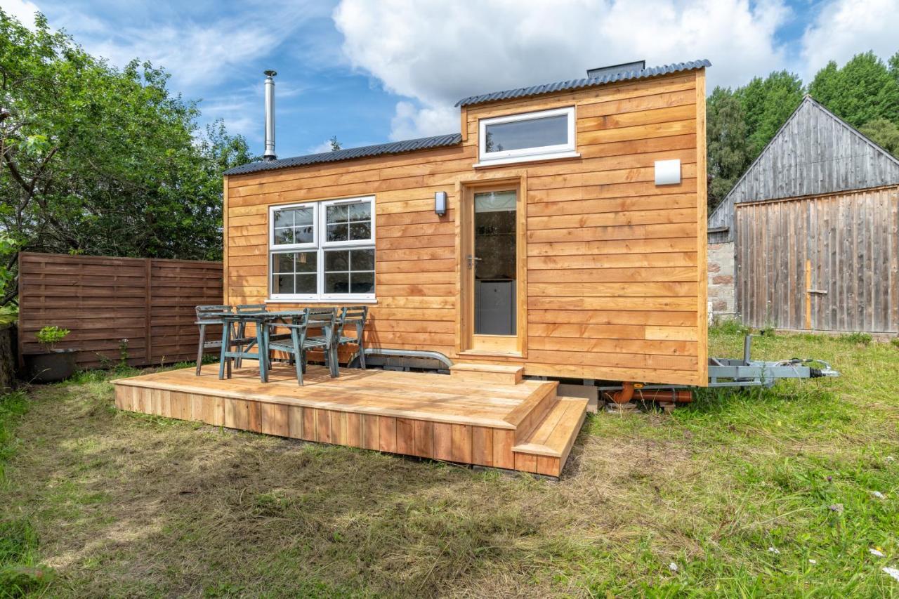 Enchanting Tiny House With Wood Burner And Hot Tub In Cairngorms بالاتر المظهر الخارجي الصورة